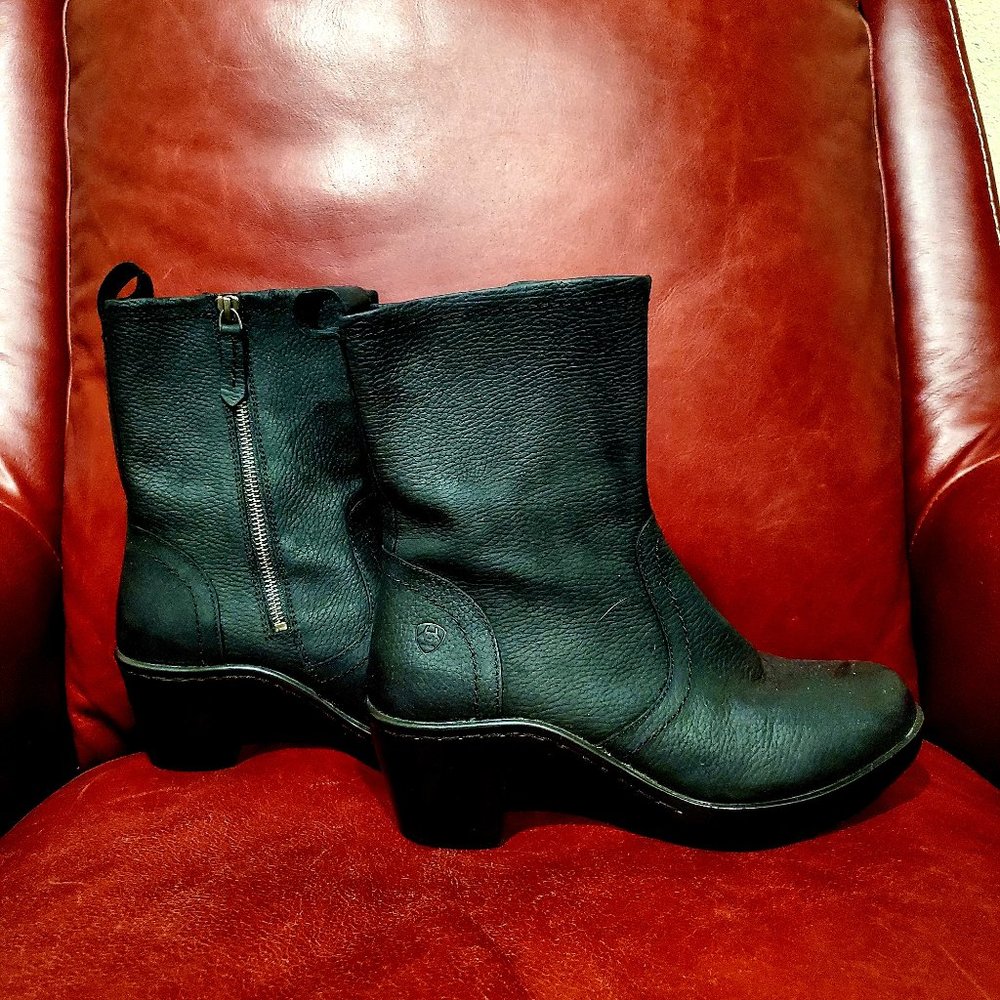 ARIAT Women's Black Brittany Clogs/ Boots - Style # 10016431